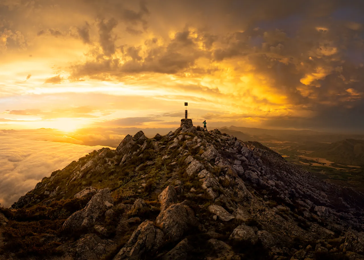 Summit Light — Western Cape, South Africa
